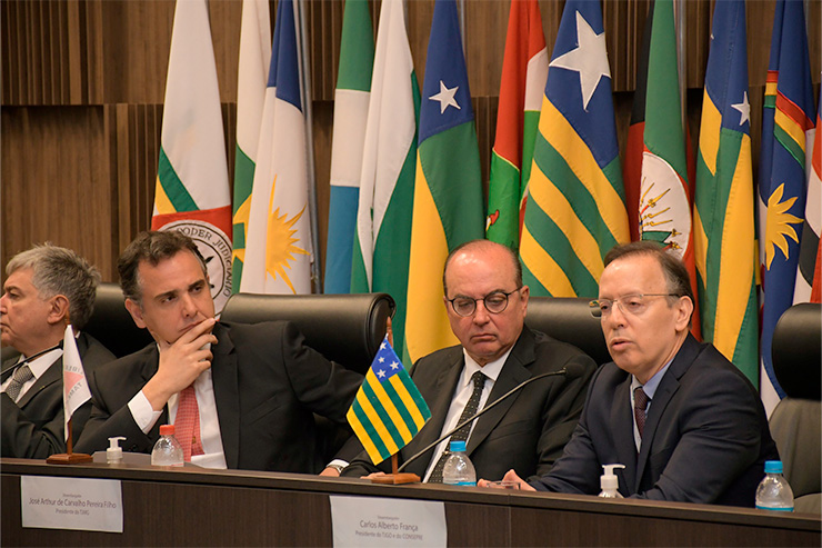 Presidente do Senado faz palestra no encerramento do Consepre e destaca importância do Judiciário para manutenção da democracia no Brasil; Carlos França exaltou o perfil democrático de Pacheco