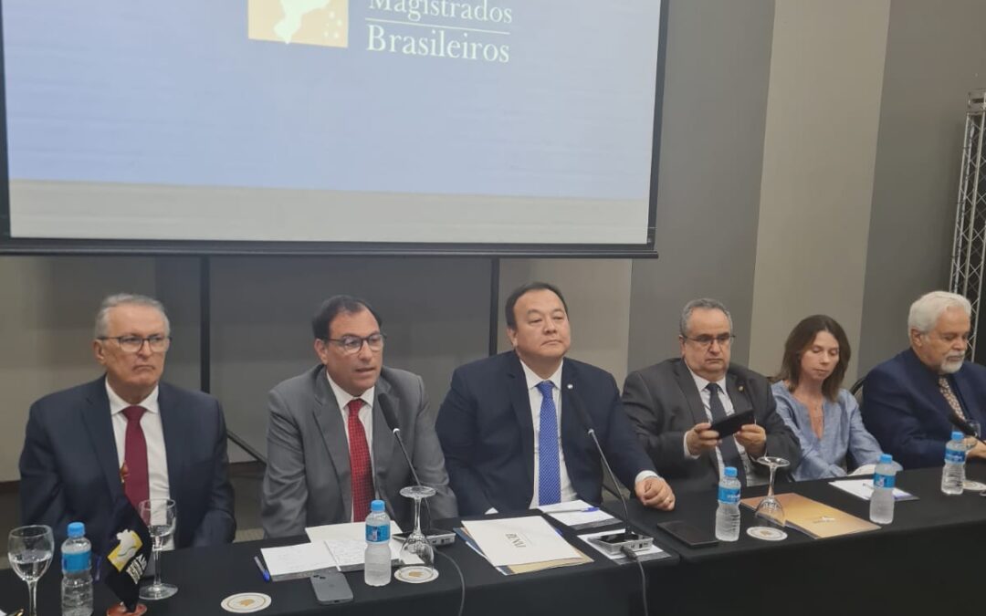 Presidente do Consepre reforça diálogo com a magistratura em reunião da AMB